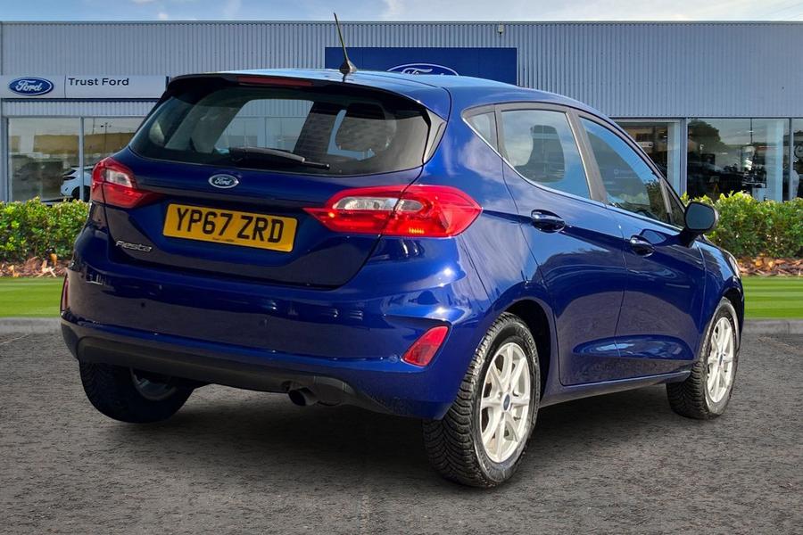 Ford FIESTA Photo autoimg-4501ee79e227e78c1d0a2bcb9132852b3119bbda.jpg