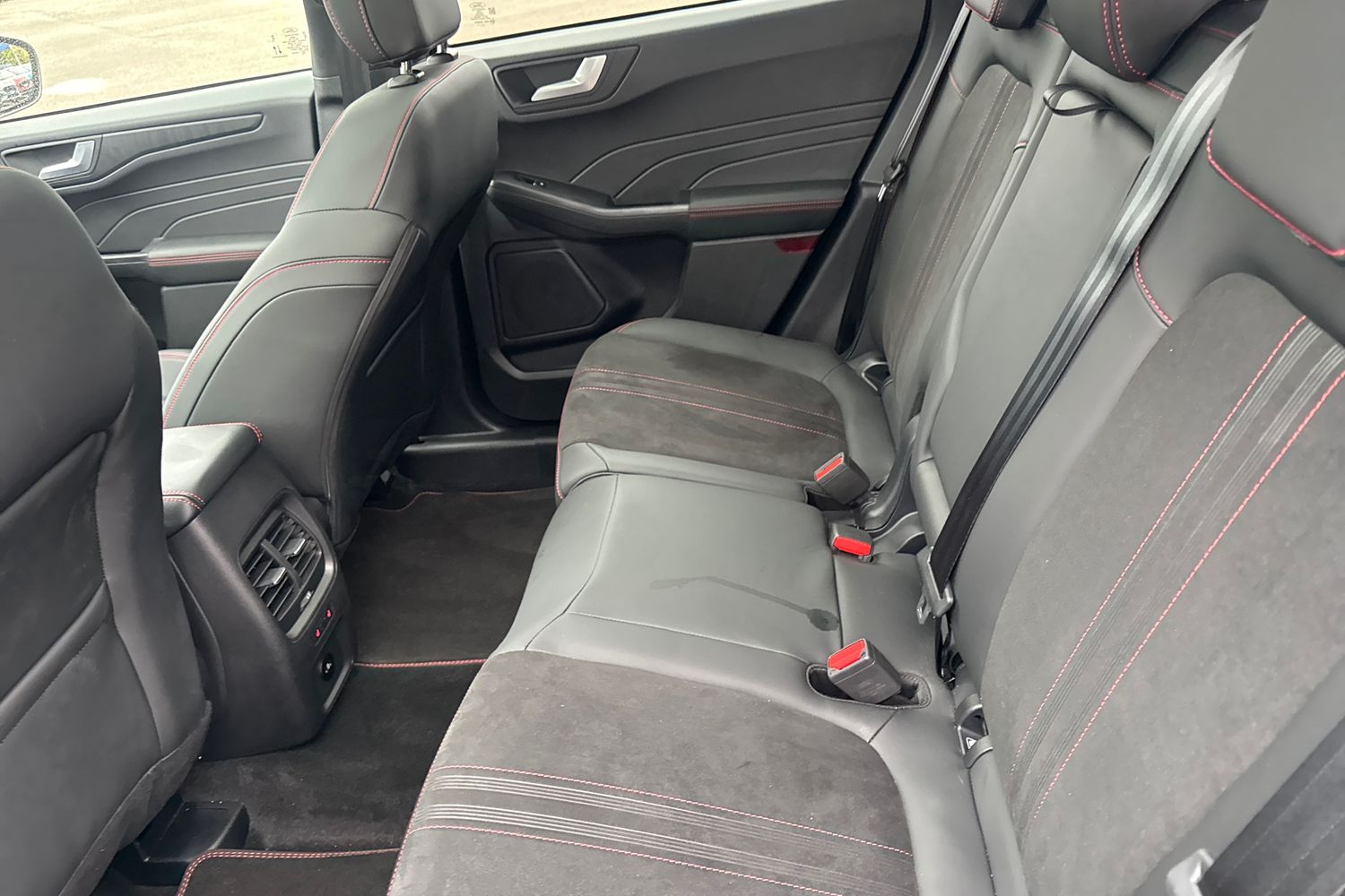 Ford KUGA Photo 19