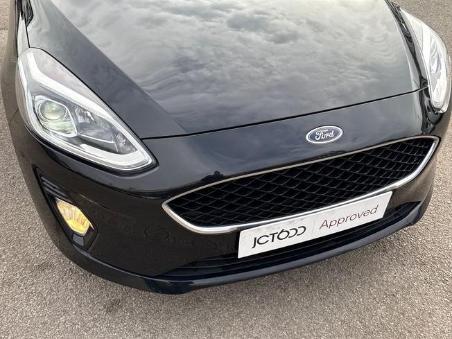 Ford Fiesta Photo 29