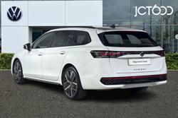 VOLKSWAGEN Passat Photo 3