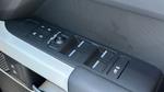 Land Rover Defender Photo 24