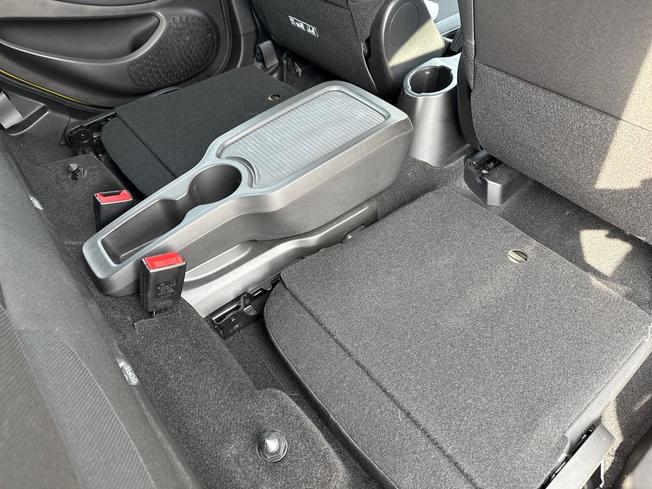SMART ForFour Photo 24