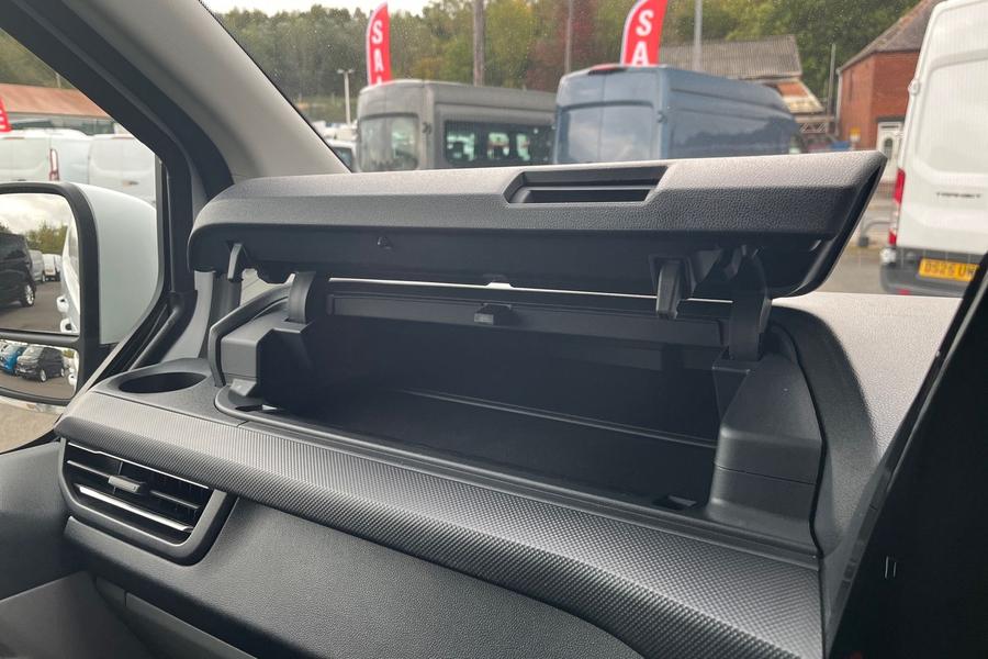 Ford TRANSIT CUSTOM Photo autoimg-450cbd8e6acaa3cc186731a90bead6a1cc6720bc.jpg