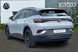 VOLKSWAGEN ID.4 Photo 3