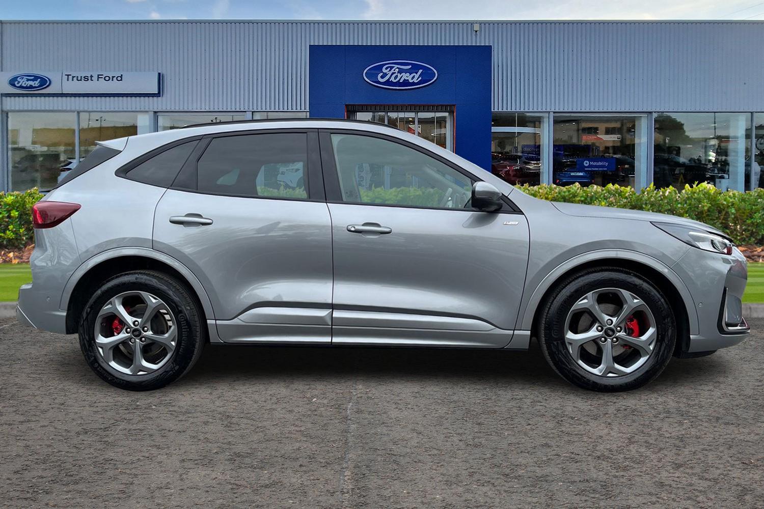 Ford Kuga Photo 2