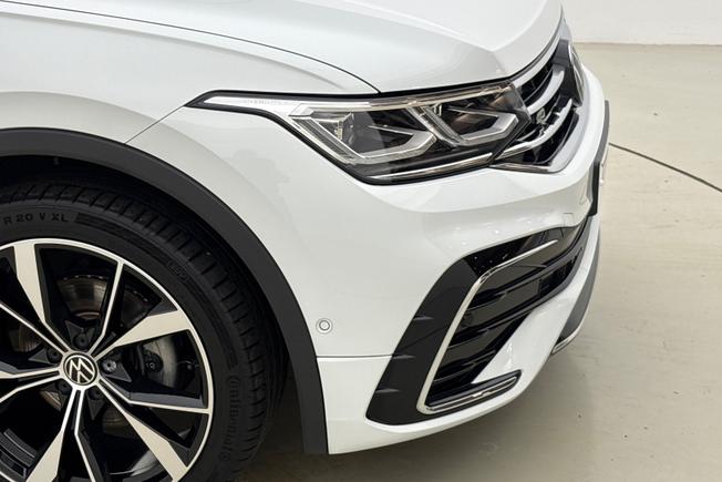 VOLKSWAGEN Tiguan Photo 19