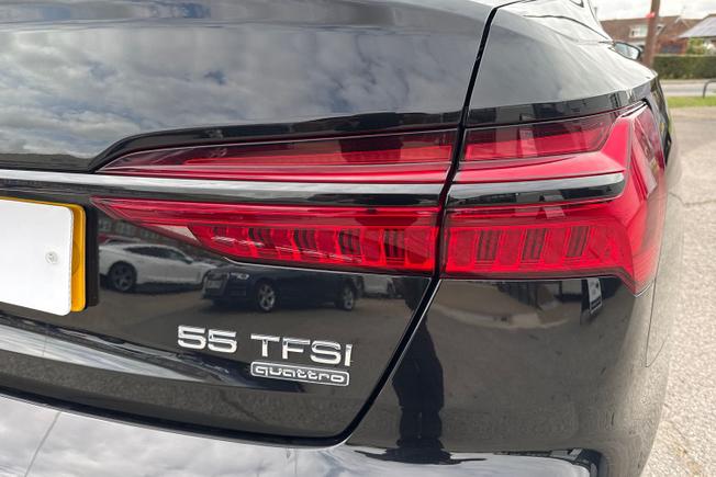 AUDI A6 Saloon Photo 18