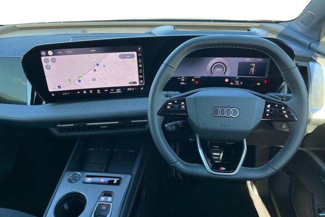 Audi Q4 e-tron Photo 11