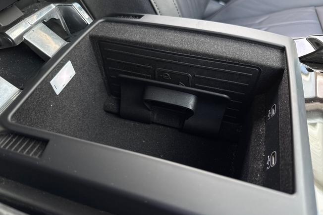 AUDI A8 Photo 30