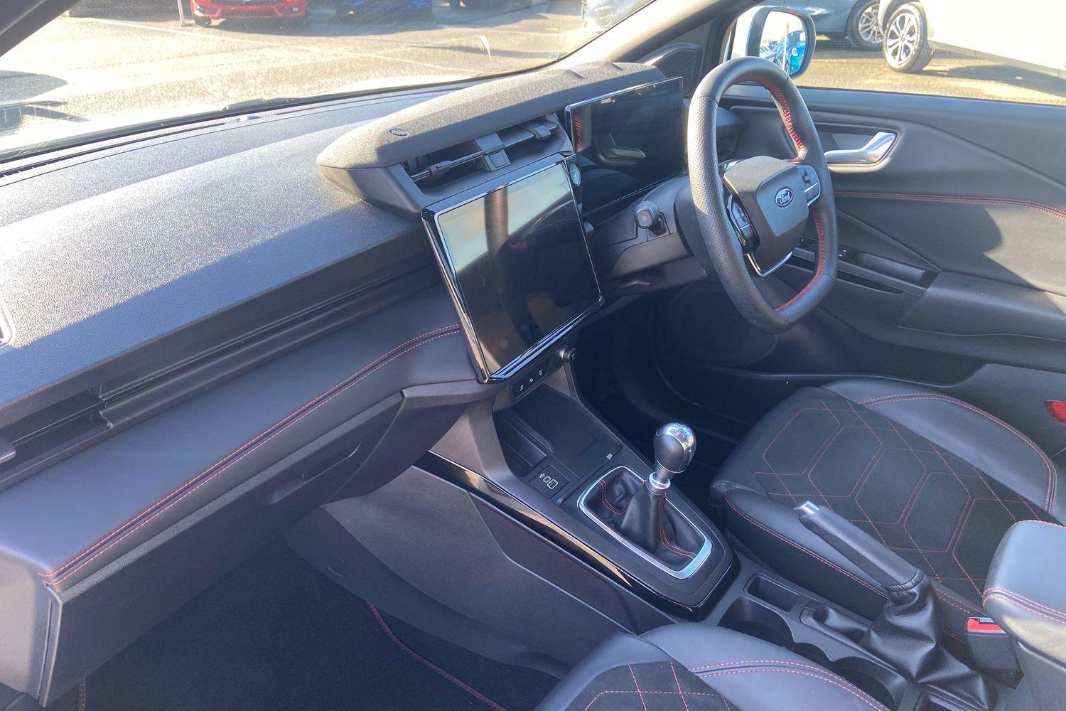 Ford PUMA Photo 17