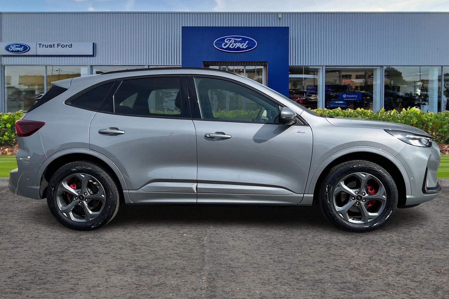 Ford KUGA Photo 2