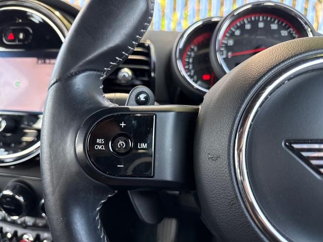 MINI Clubman Photo 16