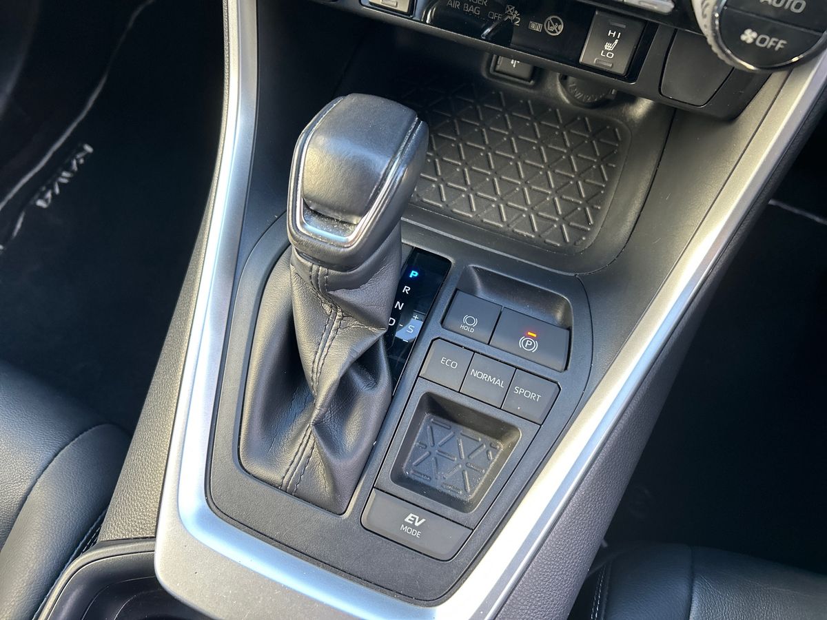 Toyota RAV4 Photo 12