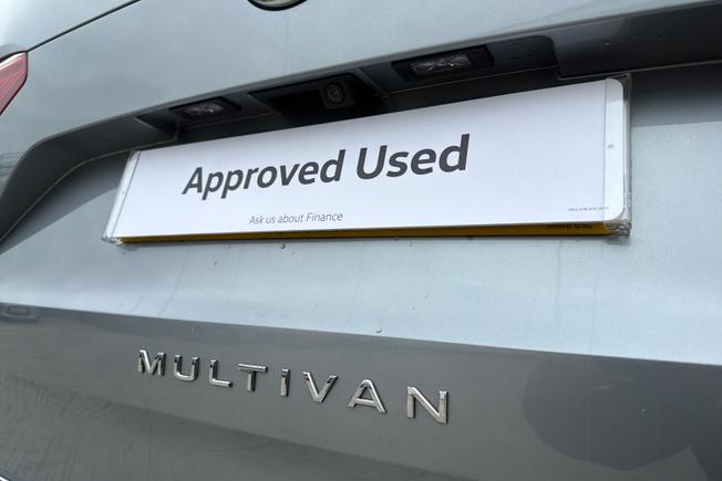 VOLKSWAGEN Multivan Photo 35