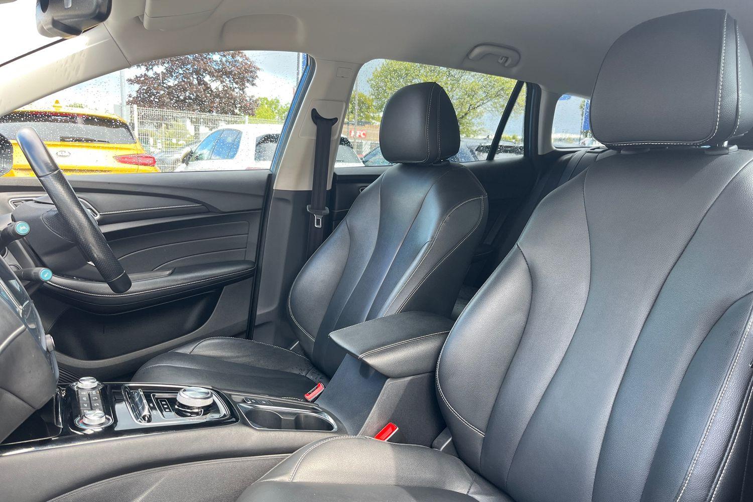 MG MG5 Photo 18