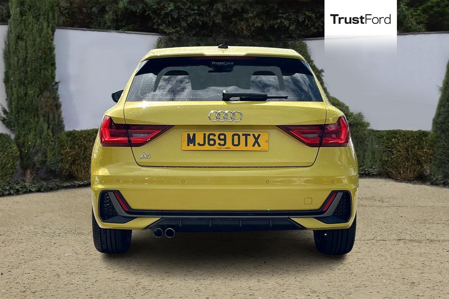 Audi A1 Photo 6