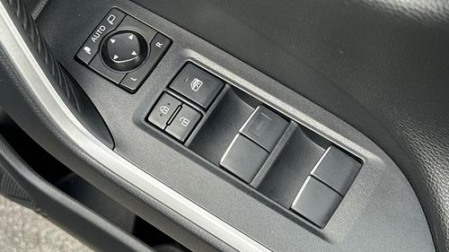 Toyota RAV4 Photo autoimg-452e5a433905b69356dab44905b0b67356b26188.jpg