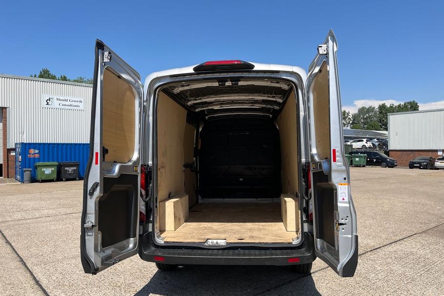 Used Ford TRANSIT LB25RUR 6