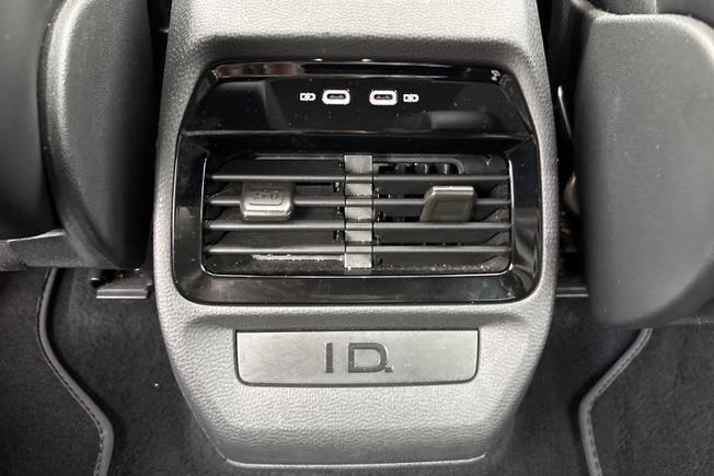Volkswagen ID.4 Photo 30