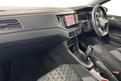 Volkswagen Polo Photo 2