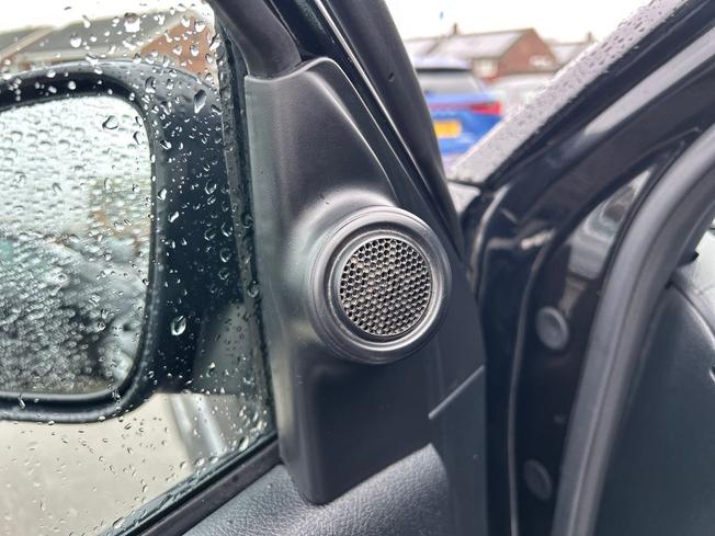 TOYOTA Hilux Photo 38