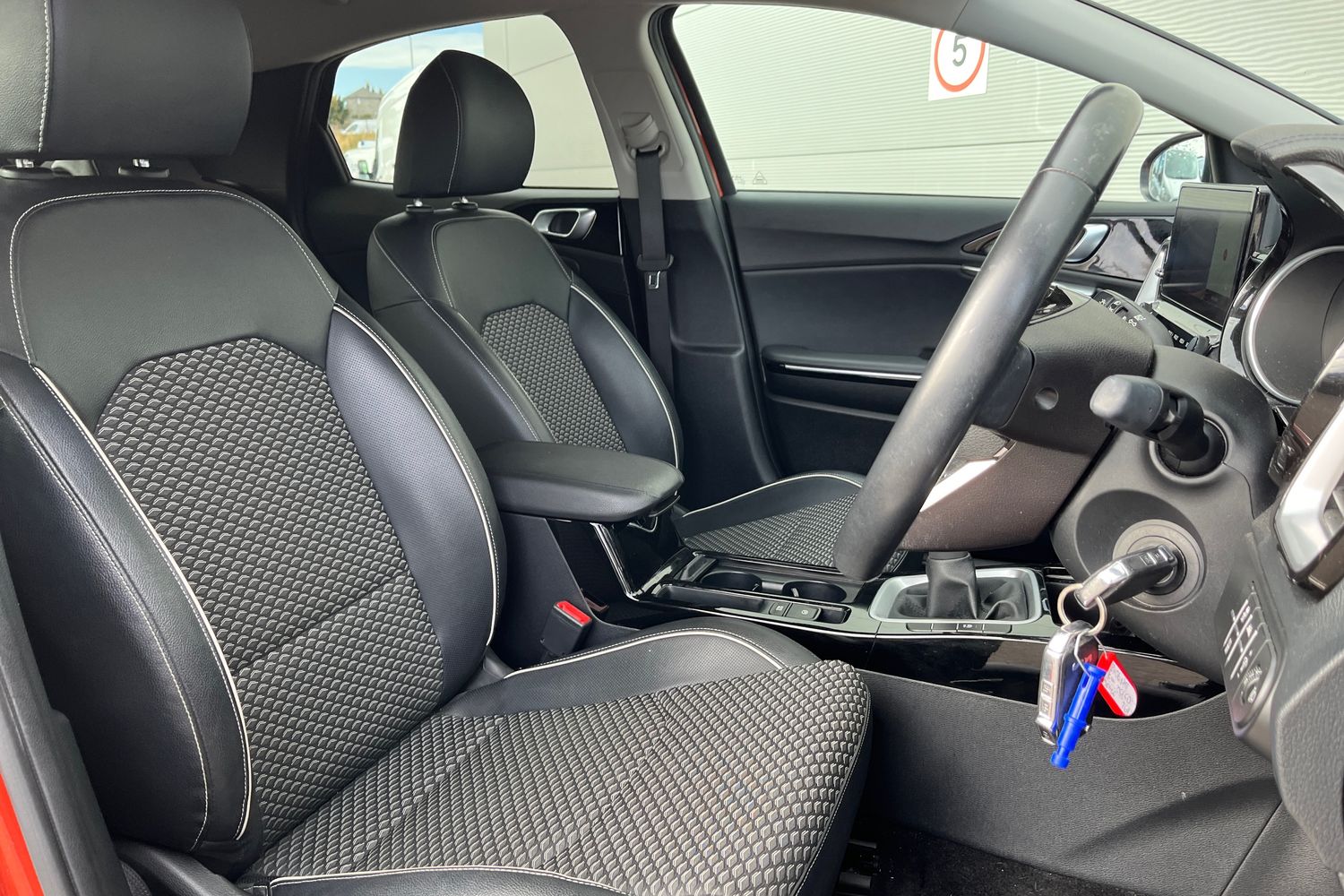 Kia XCeed Photo 16
