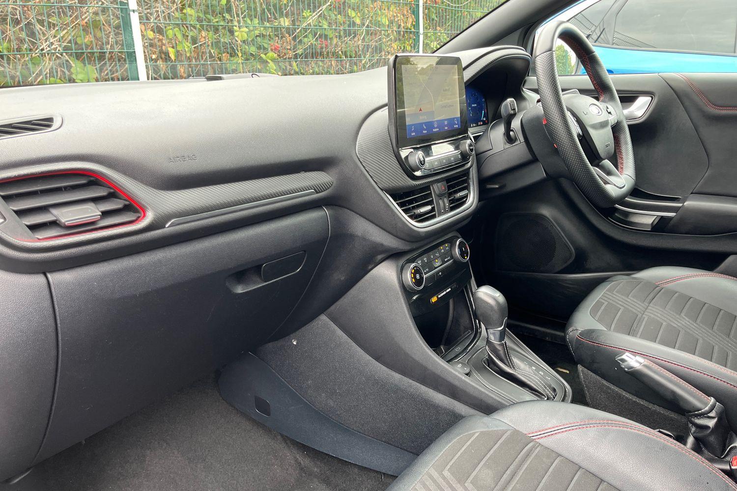 Ford PUMA Photo 17