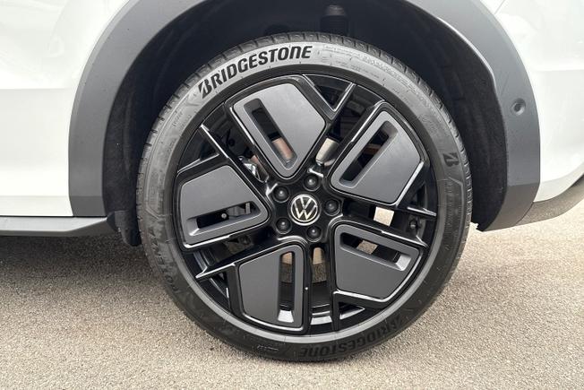 VOLKSWAGEN T-Roc Photo 5