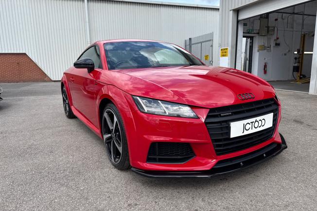 AUDI TT Photo 30