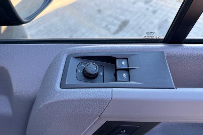 VOLKSWAGEN Crafter Photo 36