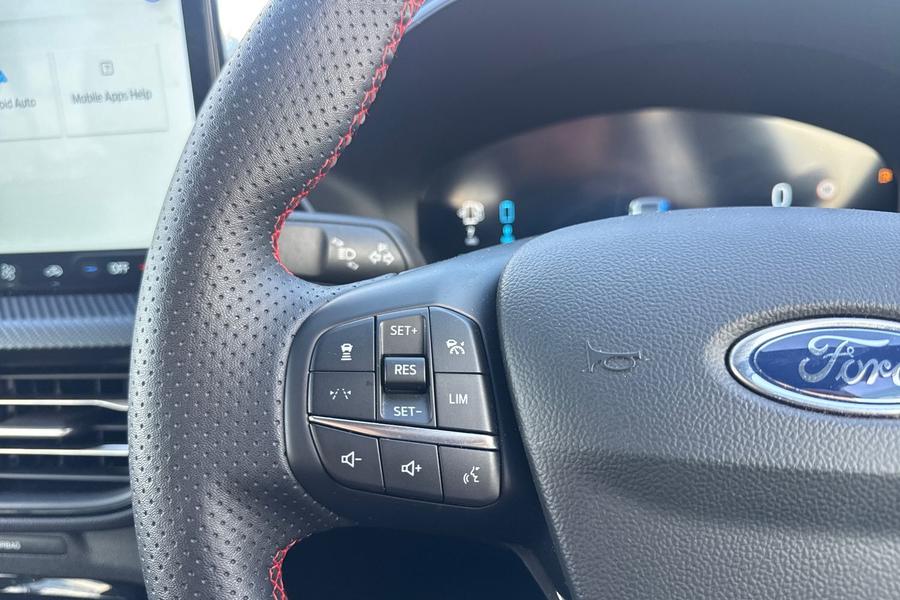 Ford KUGA Photo autoimg-454bb1d2956daa782d01d31f309c09e9ddb5b765.jpg
