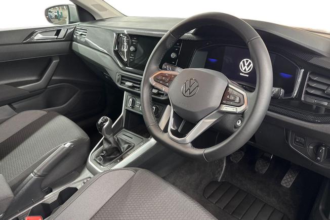 VOLKSWAGEN Polo Photo 6