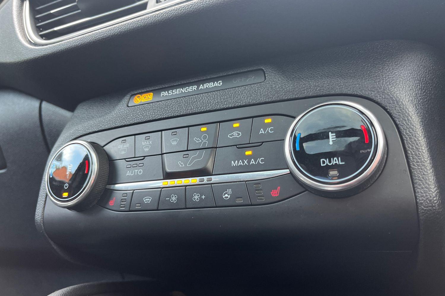 Ford KUGA Photo 21