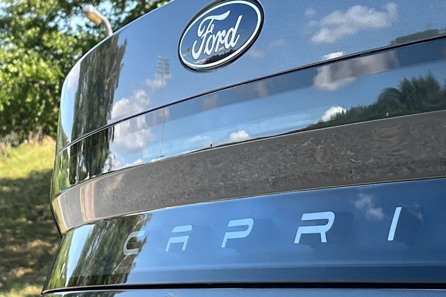 Ford CAPRI Photo autoimg-45509b861e15461fa4b336d4c08445c69076cb8c.jpg