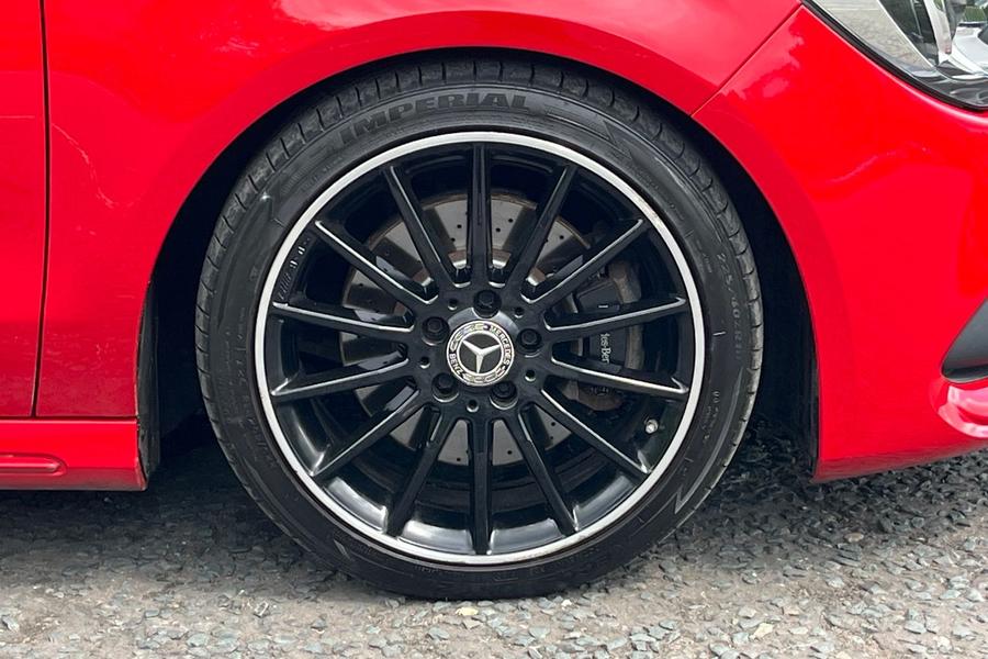 Mercedes-Benz CLA Photo autoimg-4550eb846f4c6ea192e99991fd4ad83b72664bdf.jpg