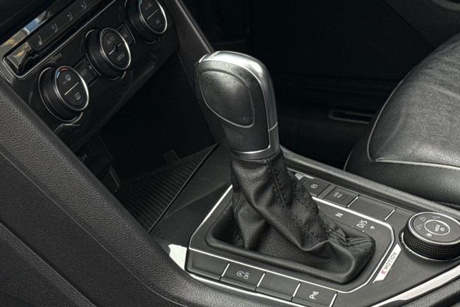 VOLKSWAGEN Tiguan Photo 43