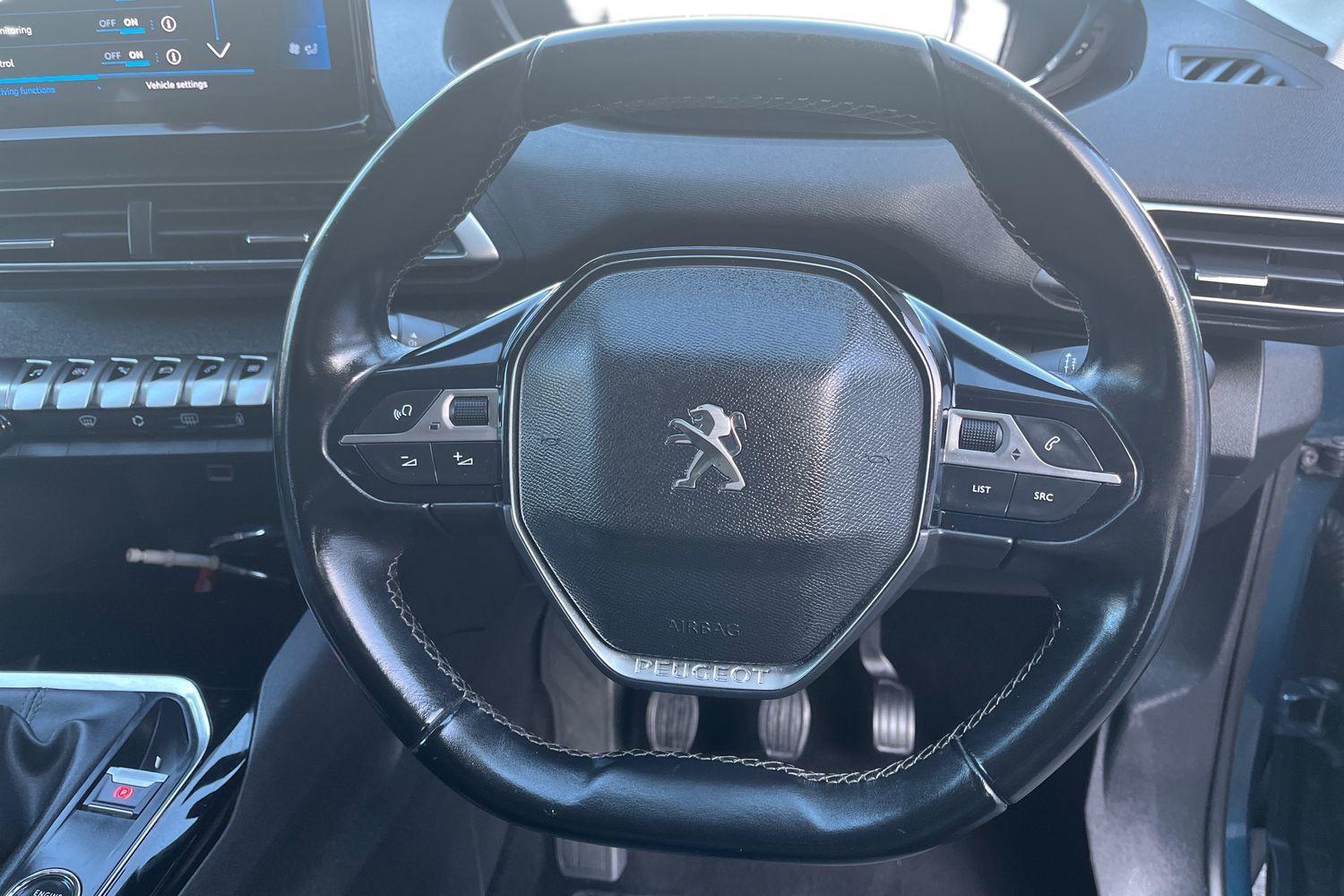 Peugeot 5008 Photo 10