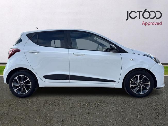 HYUNDAI i10 Photo 4