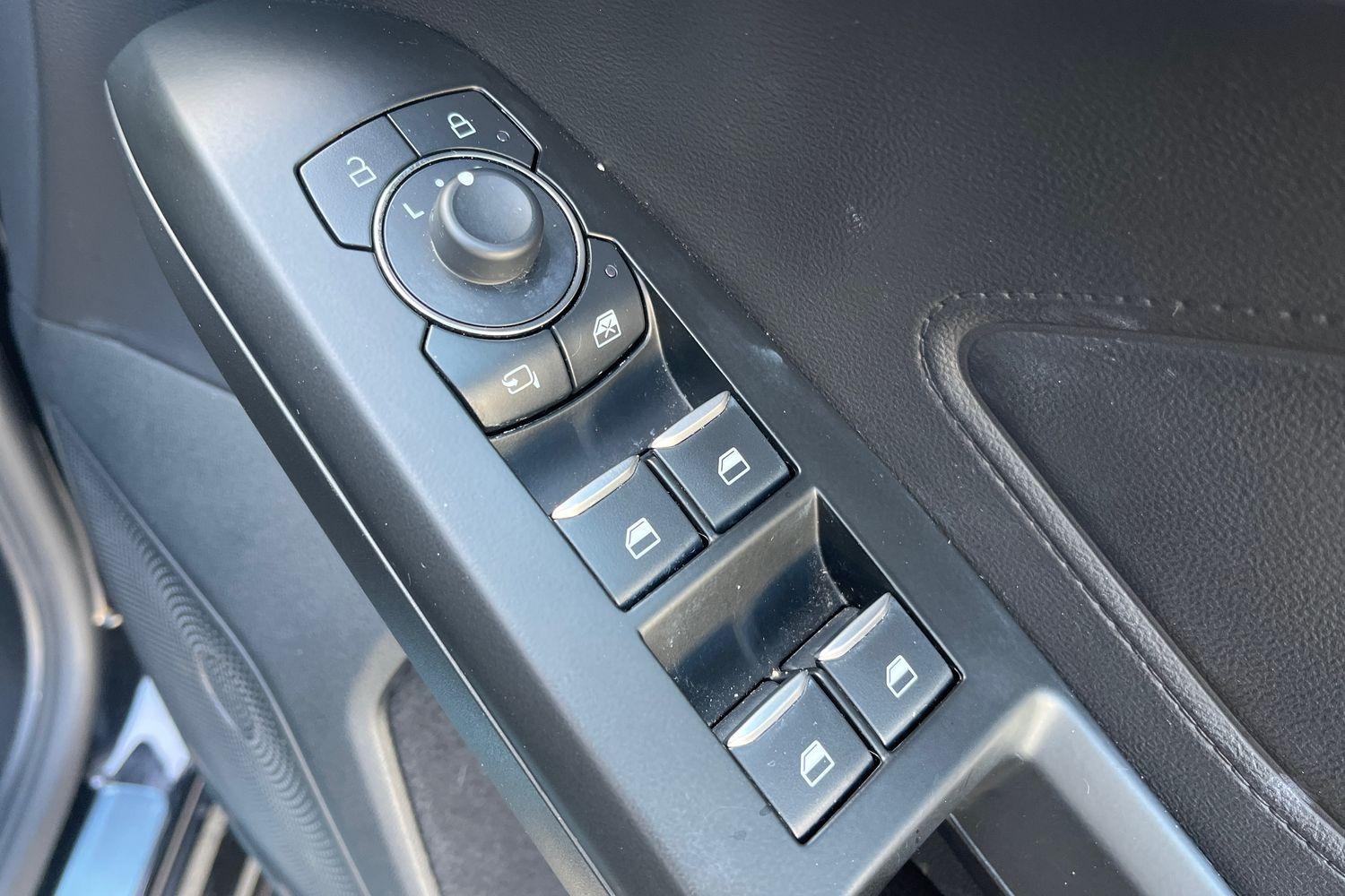 Ford Focus Photo 15