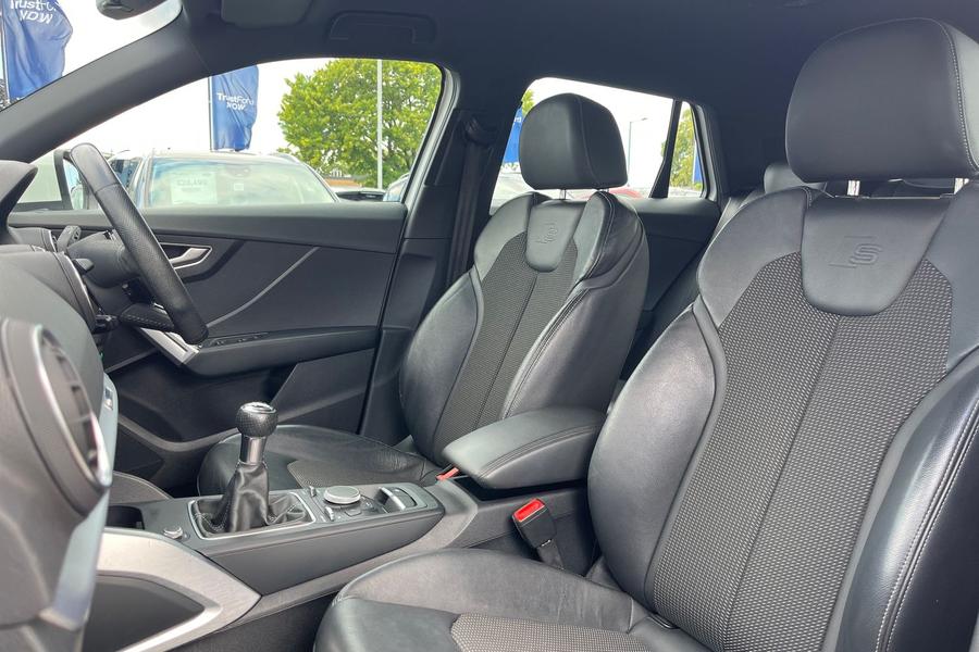 Audi Q2 Photo autoimg-4556df568bc57905bec5d2334eb11cd79b25406f.jpg
