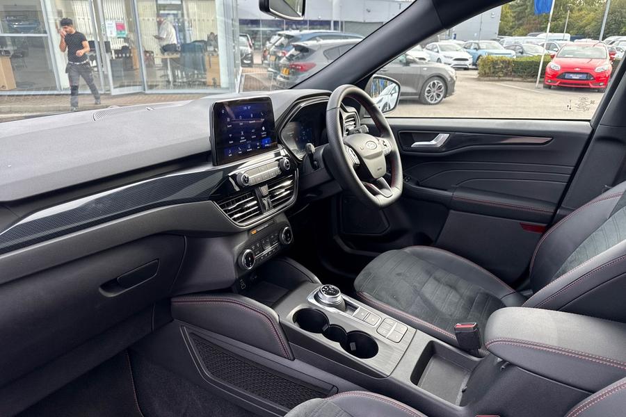 Ford KUGA Photo autoimg-4557110e0327009bf942b234c6d86dd7cdb4c17c.jpg