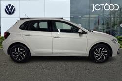 VOLKSWAGEN Polo Photo 4