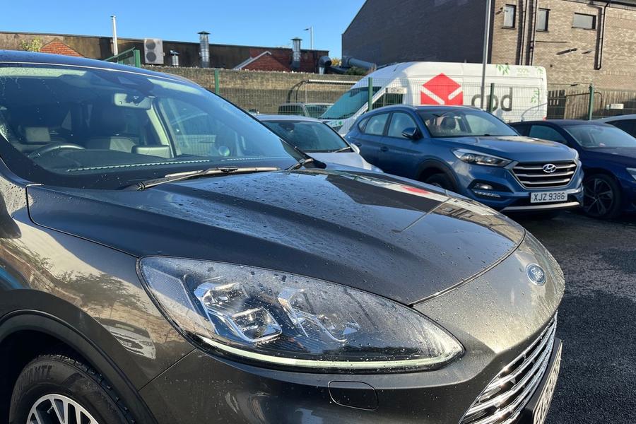 Ford KUGA Photo autoimg-455f8137273381149cb70ee84210b2a760350a98.jpg