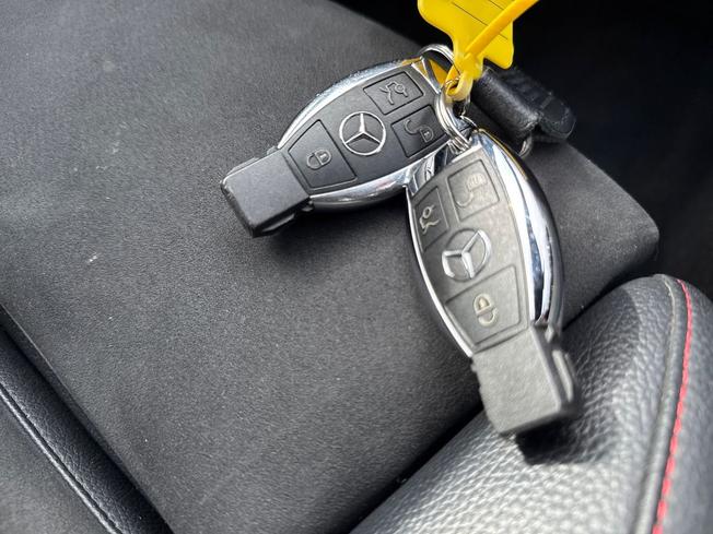 MERCEDES-BENZ CLA Class Photo 41