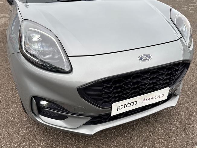 FORD Puma Photo 29
