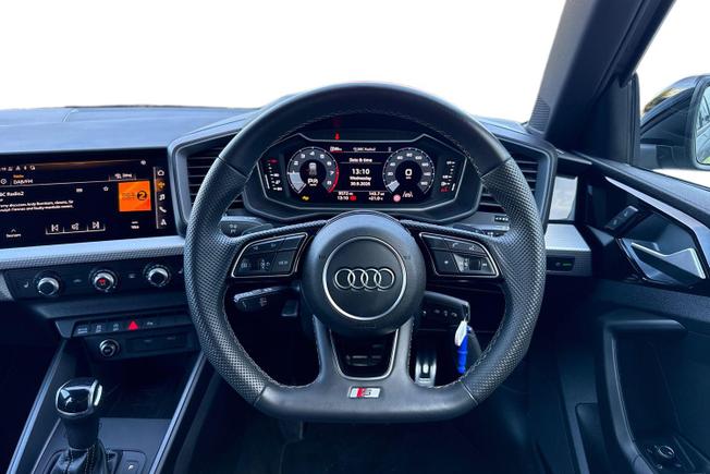 AUDI A1 Photo 11