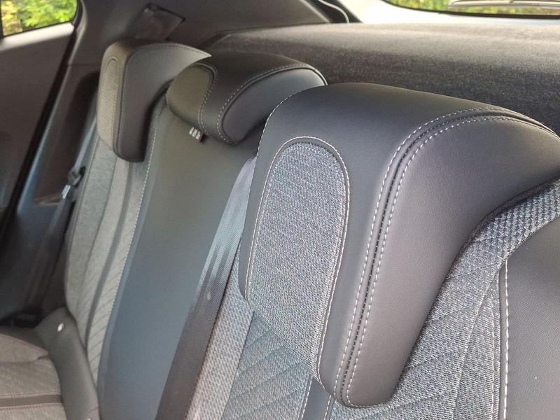 Used Peugeot 2008 HY74OAA 42