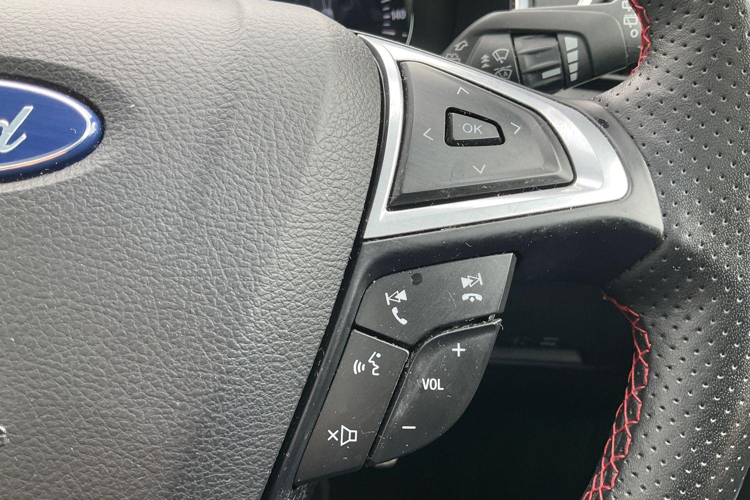Ford S-Max Photo 33