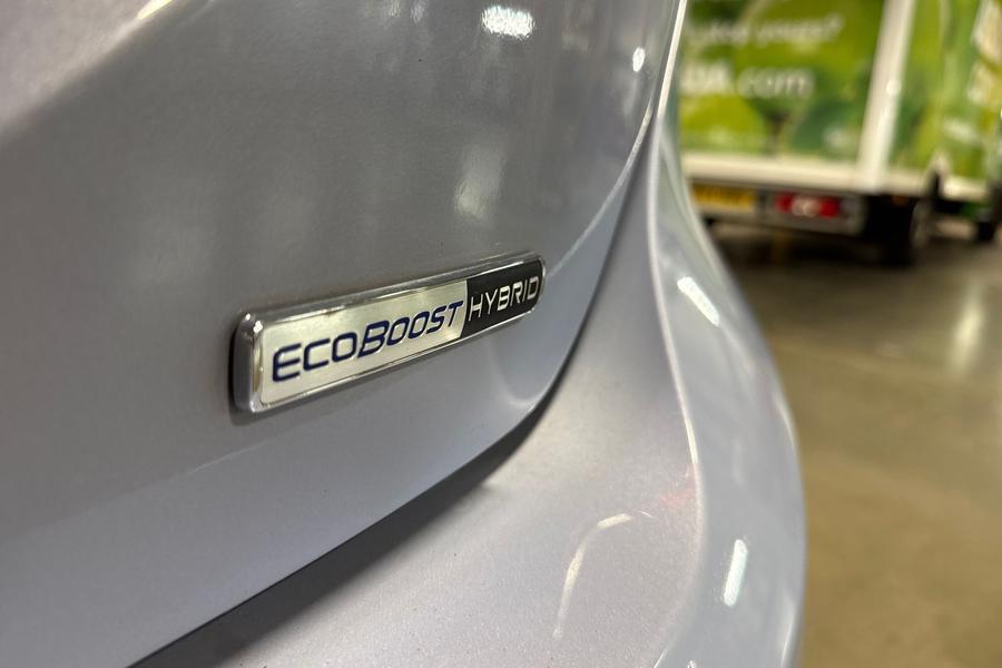 Ford FIESTA Photo autoimg-456ecd50857b799d6c58d9e86917d39292edf510.jpg