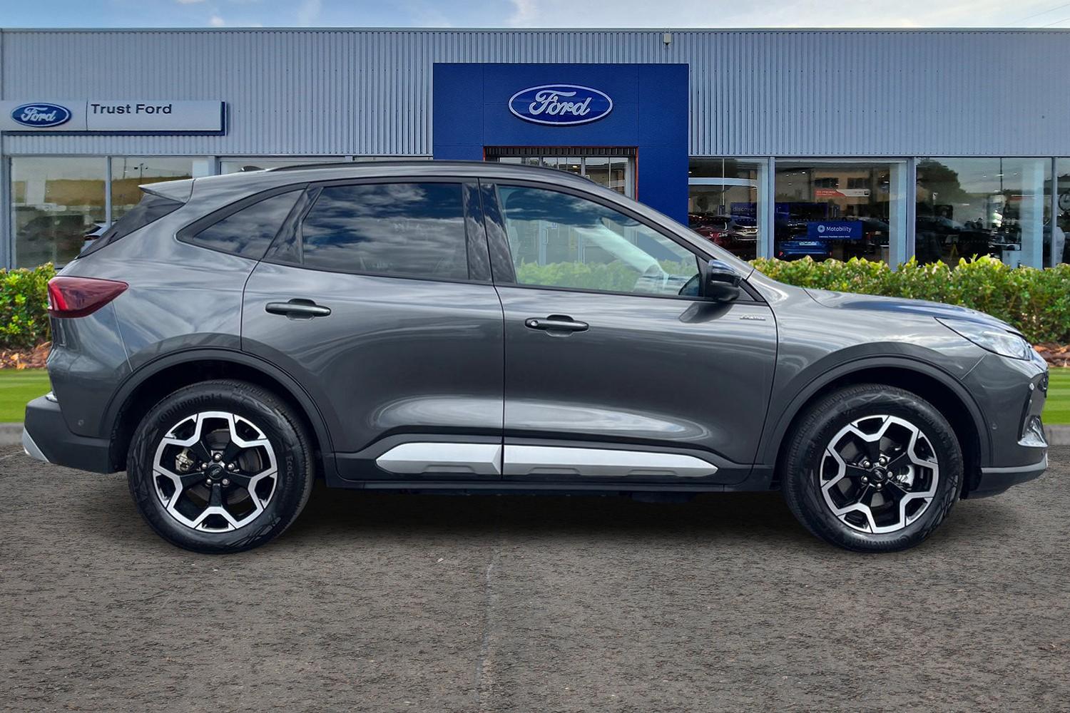 Ford KUGA Photo 2